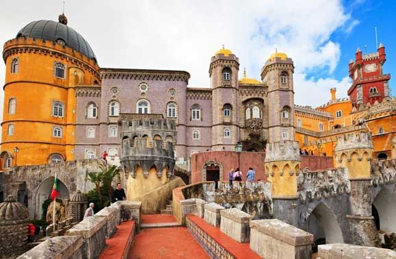 Globetrotters Find Their Happy Ever After in Sintra, Portugal