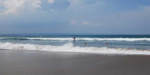 surfing in bali