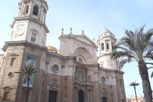 Tour the Catedral de Cádiz