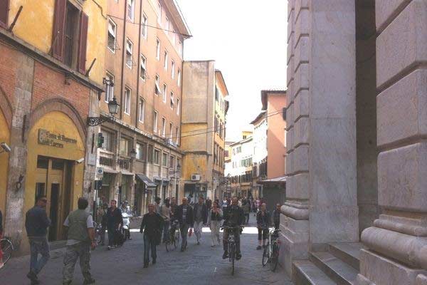 ancient streets of pisa