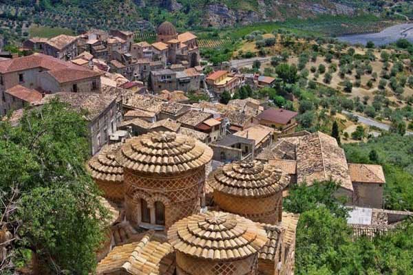 Stilo’s Byzantine Church and Norman Castle