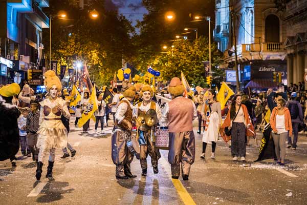 Carnival-Parade-in-Uruguay