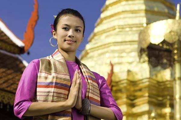 thailand temple woman