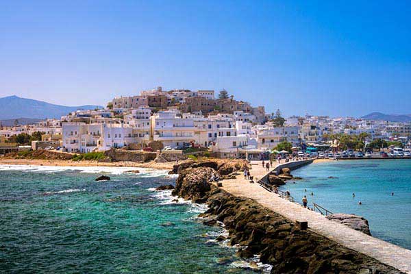 Explore-the-Capital-City-of-Naxos