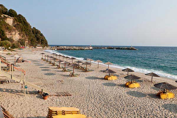 Relax-on-the-Beach-in-volos