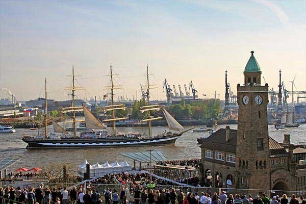 Hamburg Hafengeburtstag (Harbor Birthday)