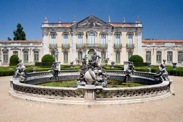 Queluz-A-Hideaway-for-the-Mad-Queen