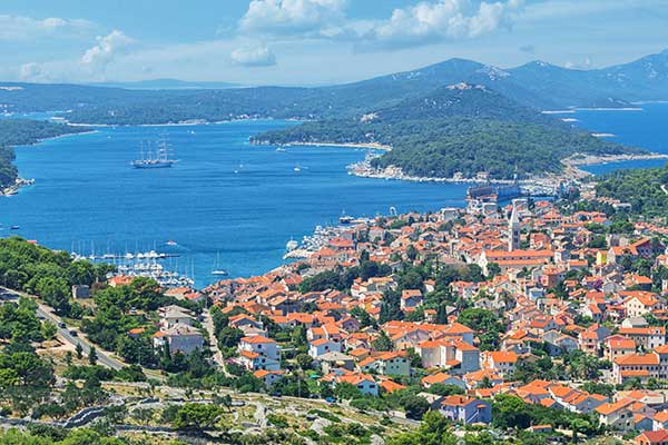 Best Time to Visit Veli Losinj