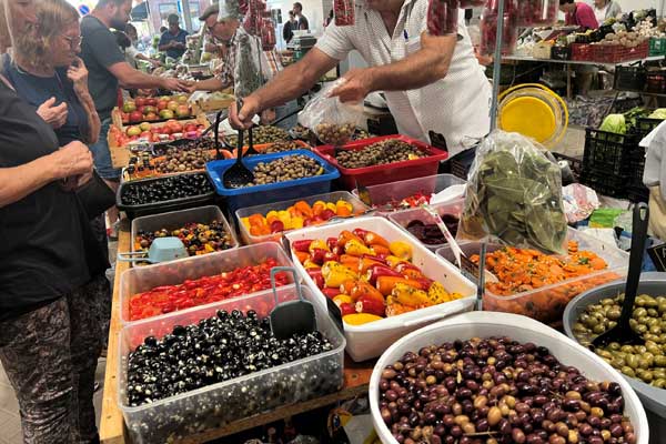 The Saturday market in Lagos