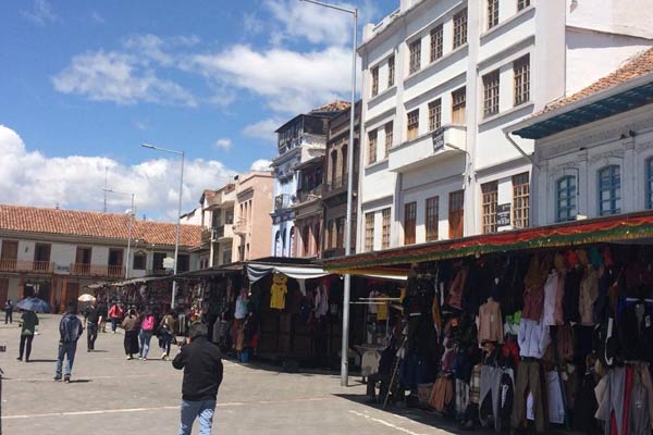 Plaza San Francisco Cuenca